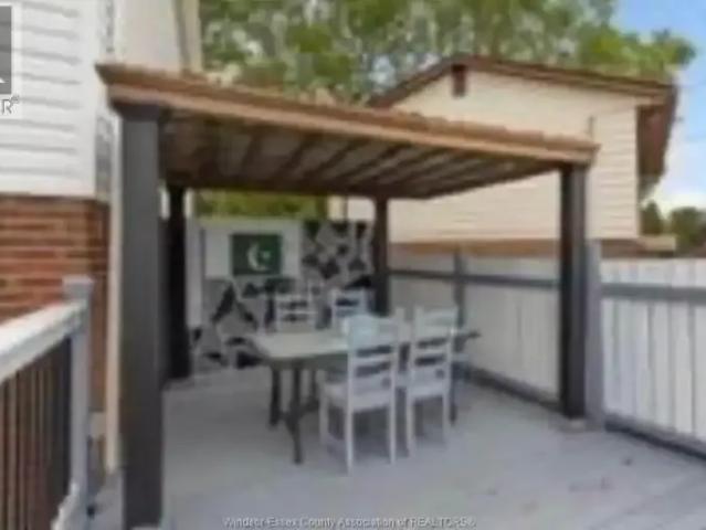 For Rent 4 Bedroom House Windsor ON DLS101878402