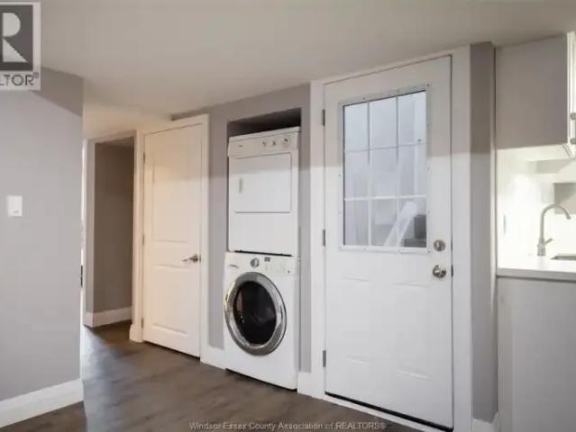 For Rent 4 Bedroom House Windsor ON DLS102113877
