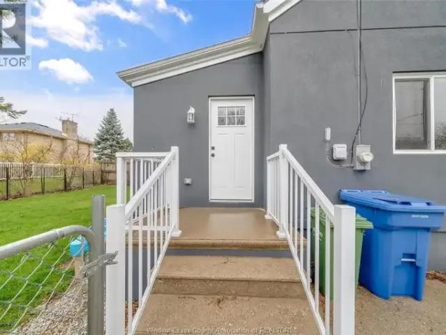 For Rent 4 Bedroom House Windsor ON DLS102204328