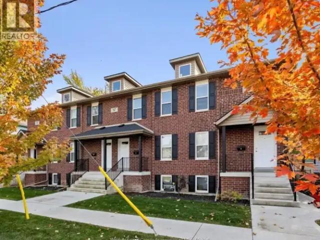 For Rent 4 Bedroom House Windsor ON DS101877819