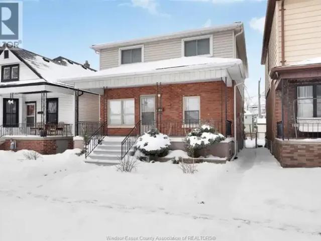 For Rent 4 Bedroom House Windsor ON DS101878858