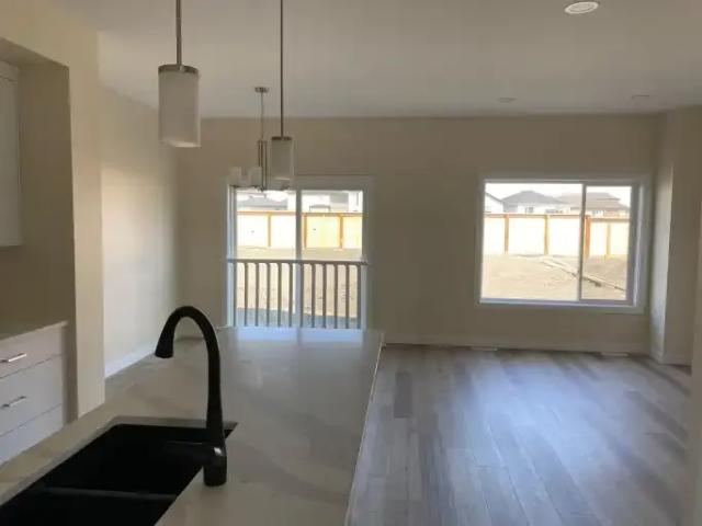For Rent 4 Bedroom House Winnipeg MB DS102846162