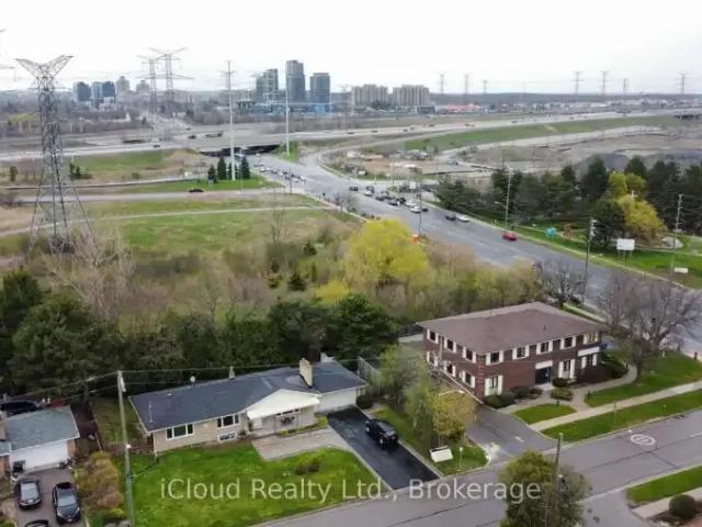 For Rent 4 Bedroom House Vaughan ON DS102366584