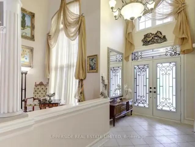 For Rent 4 Bedroom House Vaughan ON DS103338611