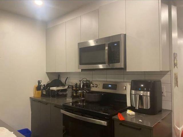 For Rent 4 Bedroom Shared Living/roommate Montréal QC DS97420107