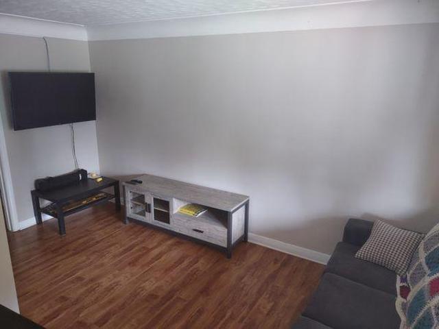 For Rent 4 Bedroom Shared Living/roommate Kitchener ON DS97418324