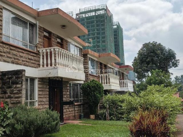 For Rent: 4 Bedroom Town House With Dsq I, David Osieli Road, Westlands, Nairobi | 4 Beds, 3 Baths Ref: 64586 Kenya Property Centre KPC