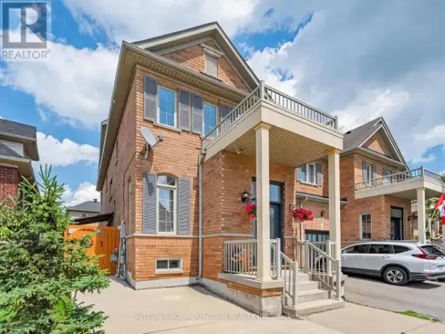 For Rent 4 Bedroom Townhouse Milton ON DS103840328