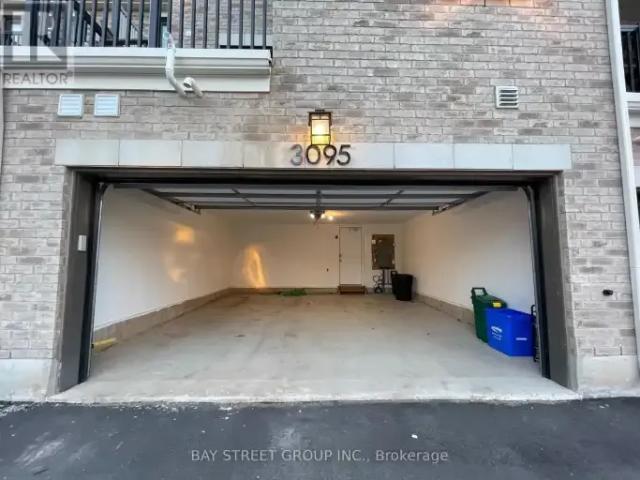 For Rent 4 Bedroom Townhouse Oakville ON DLS102085868