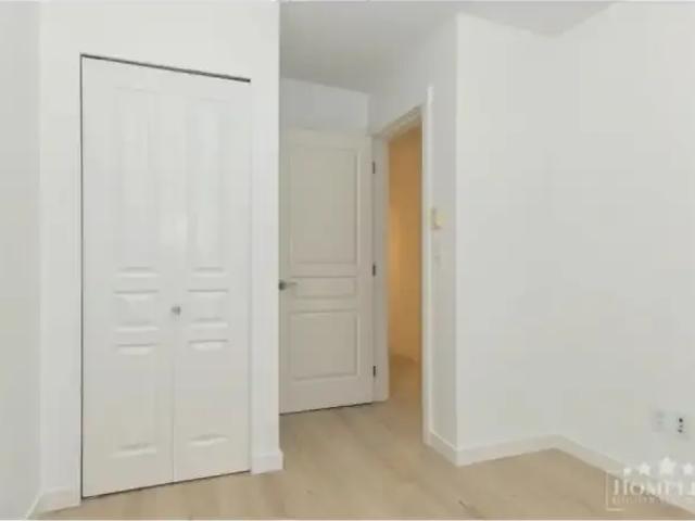 For Rent 4 Bedroom Townhouse Abbotsford BC DS100563607