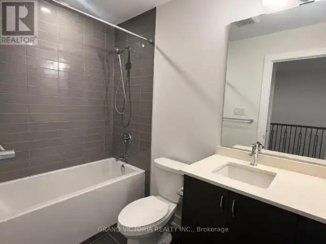 For Rent 4 Bedroom Townhouse Burlington ON DS102715429