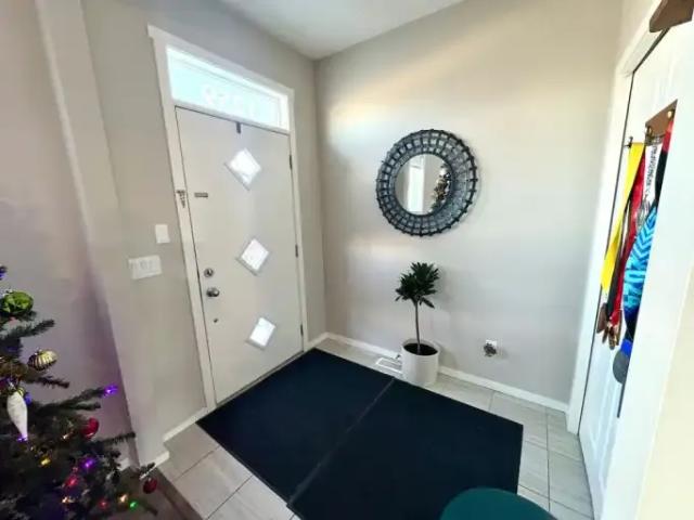 For Rent 4 Bedroom Townhouse Calgary AB DLS97350740