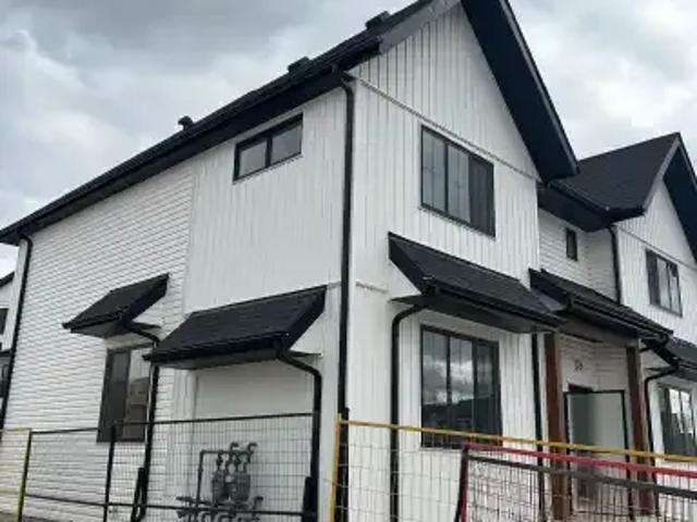 For Rent 4 Bedroom Townhouse Calgary AB DS102951686