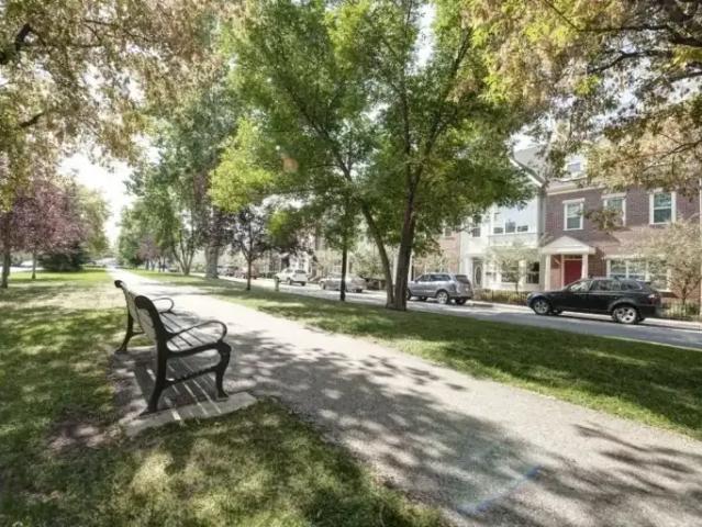 For Rent 4 Bedroom Townhouse Calgary AB DS104179038