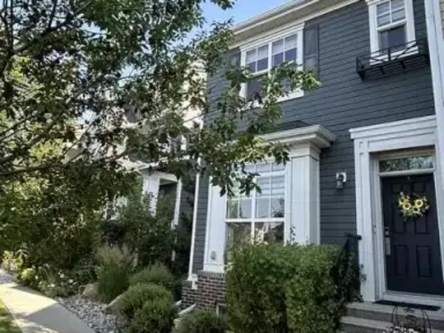 For Rent 4 Bedroom Townhouse Calgary AB DS104362569
