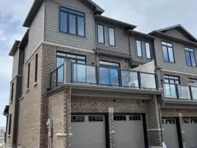 For Rent 4 Bedroom Townhouse Cambridge ON DS103367997