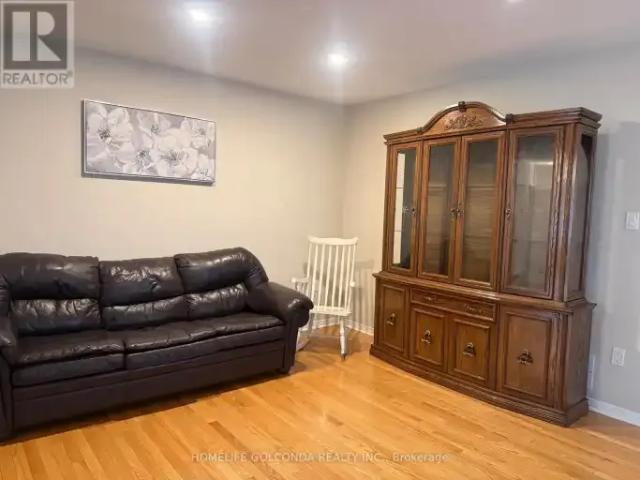 For Rent 4 Bedroom Townhouse Richmond Hill ON DLS102306762