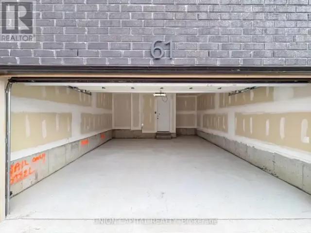 For Rent 4 Bedroom Townhouse Richmond Hill ON DS102658629