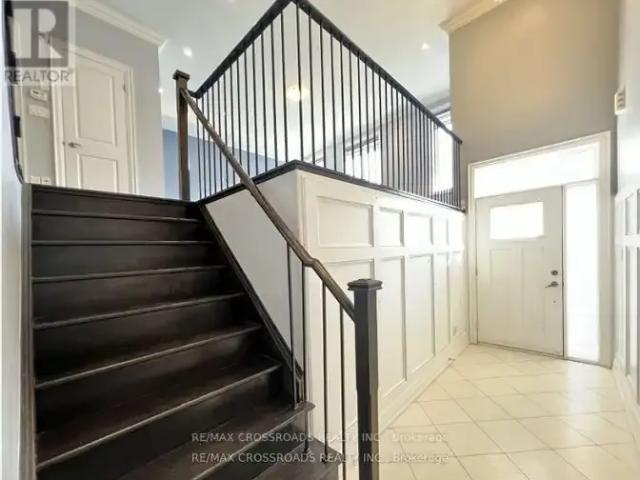 For Rent 4 Bedroom Townhouse Richmond Hill ON DS103695273