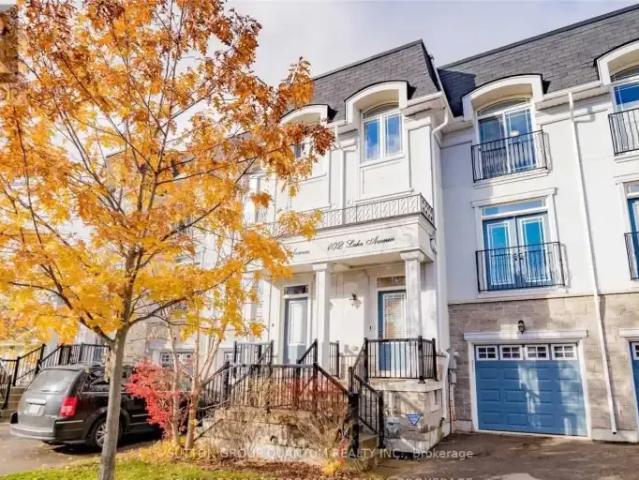 For Rent 4 Bedroom Townhouse Richmond Hill ON DS104224728