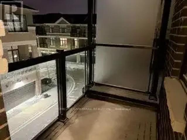 For Rent 4 Bedroom Townhouse Richmond Hill ON DS105004978