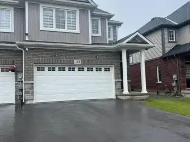 For Rent 4 Bedroom Townhouse Thorold ON DS103380088