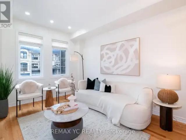 For Rent 4 Bedroom Townhouse Vaughan ON DS103958846