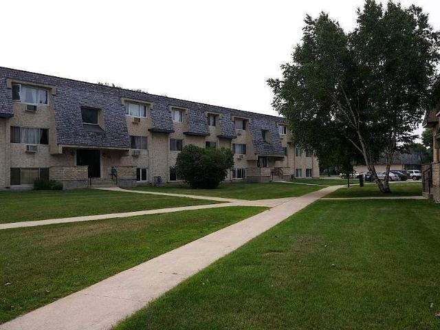 For Rent 4 Bedroom Townhouse Winnipeg MB DLS78136047