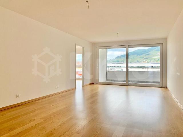 For rent 4.5 room apartment on the 5th floor