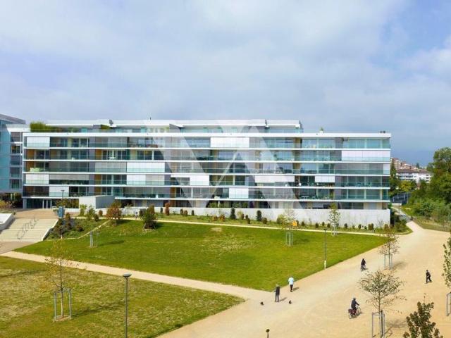 For rent – 4.5 room apartment with terrace and veranda in Nyon