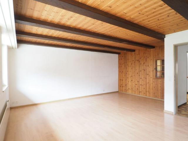 Spacious 4.5 room apartment for rent in the center of Bretzwil