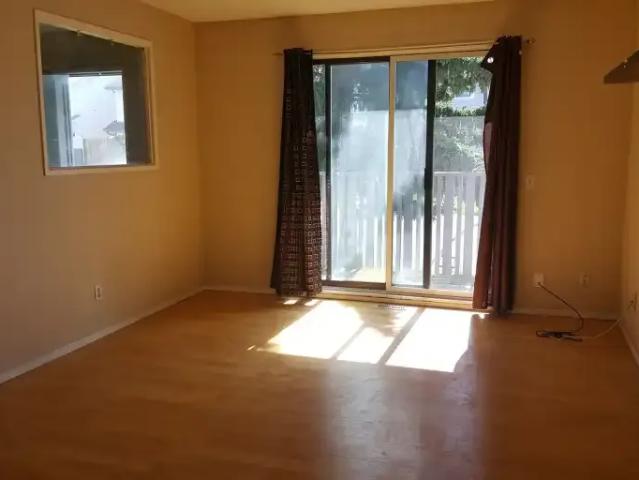 For Rent 5 Bedroom Apartment Calgary AB DS104362564
