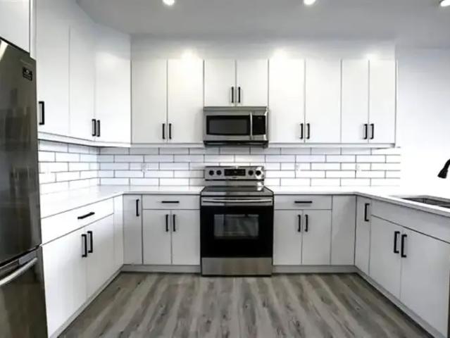 For Rent 5 Bedroom Apartment Edmonton AB DLS101261830