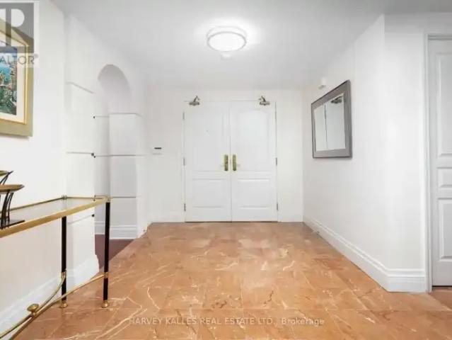 For Rent 5 Bedroom Apartment Vaughan ON DS104598427