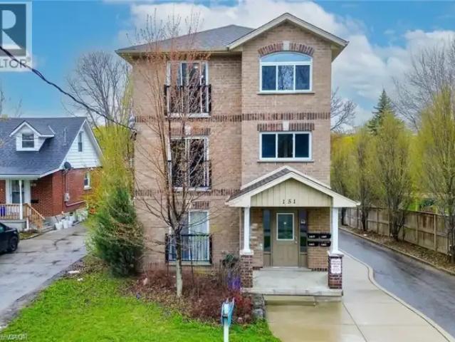 For Rent 5 Bedroom Apartment Waterloo ON DS101948566
