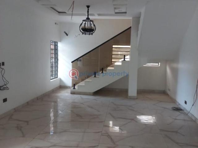 For rent: 5 bedroom Block Of Flats Omole Phase 2 Ojodu Lagos PID: 2PCFMX | Private Property Nigeria