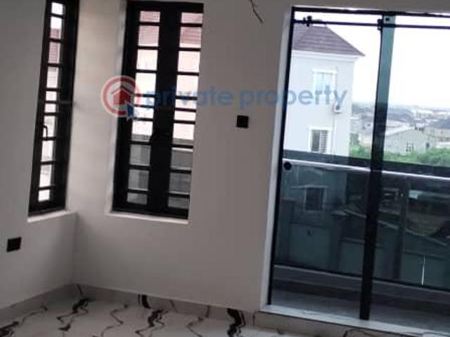 For rent: 5 bedroom Detached Duplex Magodo Phase 1 Isheri Inside Gra Magodo Kosofe/Ikosi Lagos PID: 0PCTCH | Private Property Nigeria