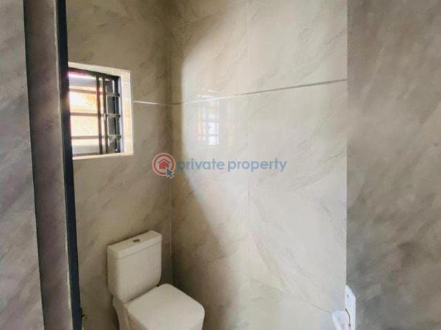 For rent: 5 bedroom Duplex Samonda Ibadan Oyo PID: 2PBNTH | Private Property Nigeria