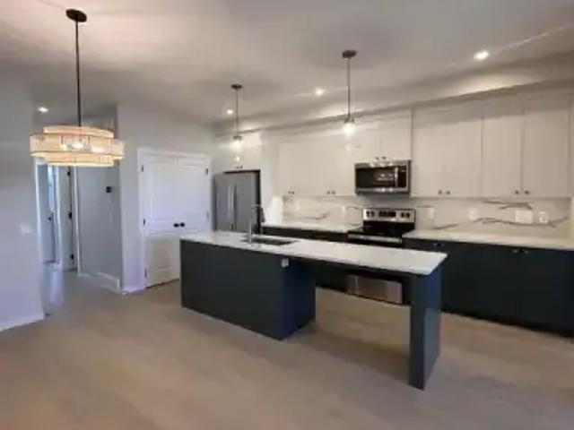 For Rent 5 Bedroom House Calgary AB DLS103091251