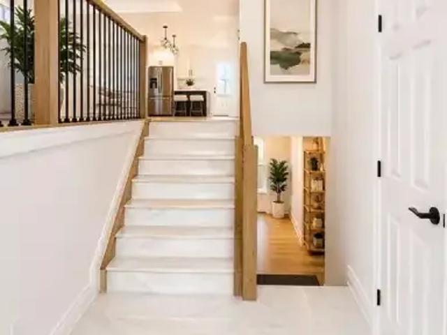 For Rent 5 Bedroom House Amherstburg ON DS103151775