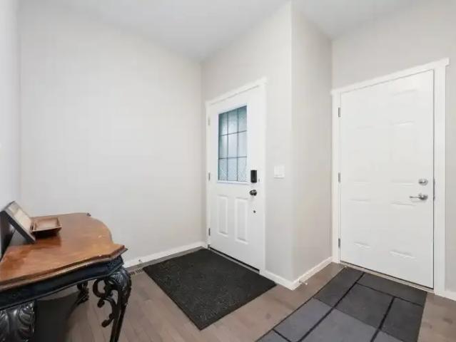 For Rent 5 Bedroom House Airdrie AB DS104182067