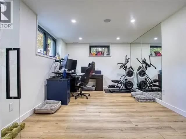 For Rent 5 Bedroom House Grimsby ON DS102847377