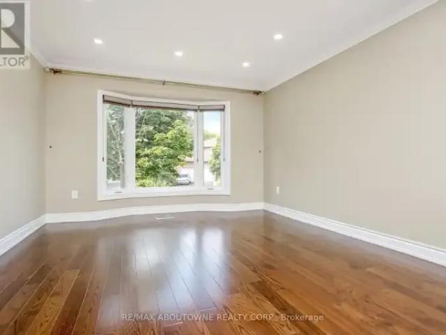 For Rent 5 Bedroom House Oakville ON DS102715466
