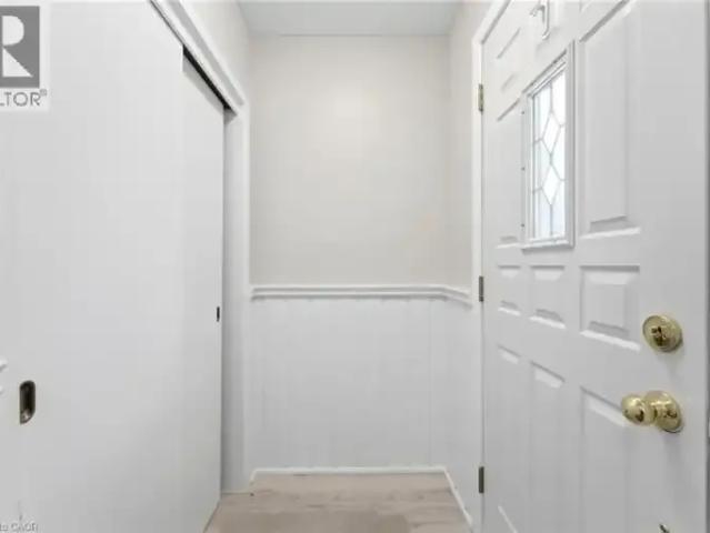 For Rent 5 Bedroom House Niagara Falls ON DS103338573