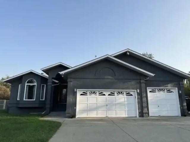 For Rent 5 Bedroom House Spruce Grove AB DS104710922