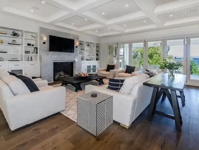 For Rent 5 Bedroom House Surrey BC DS102578899