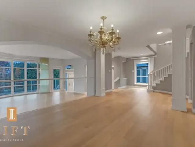 For Rent 5 Bedroom House Surrey BC DS103739819