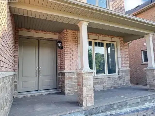 For Rent 5 Bedroom House Richmond Hill ON DS104941054