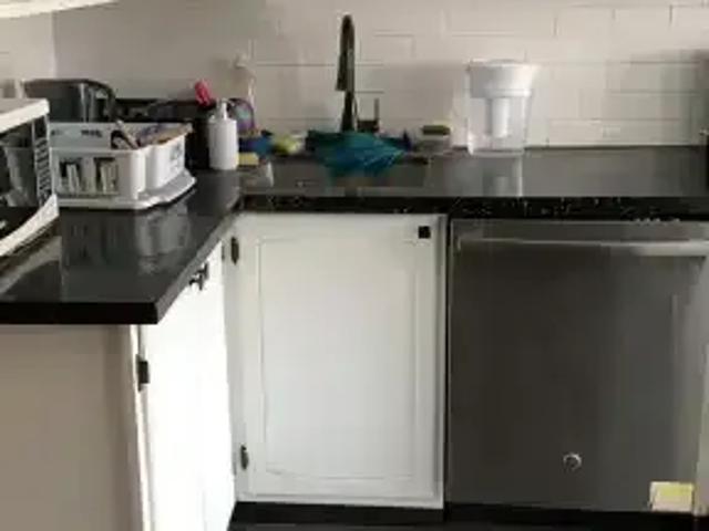 For Rent 5 Bedroom House Waterloo ON DS102243019