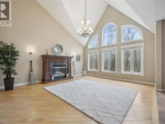 For Rent 5 Bedroom House Waterloo ON DS103487732